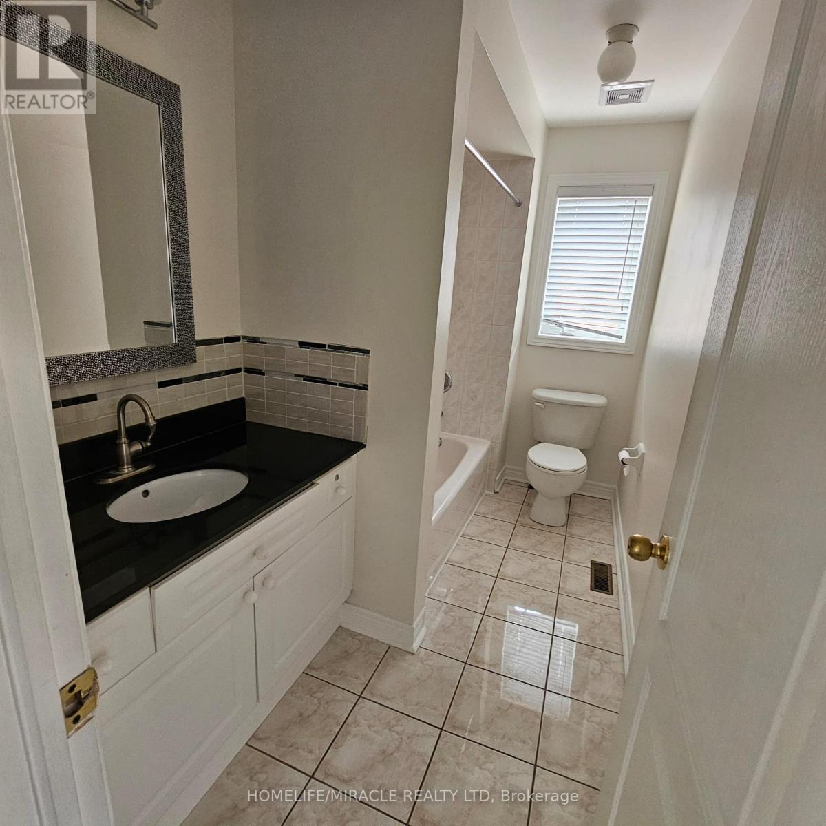 144 Edward Jeffreys Avenue, Markham, Ontario  L6E 1V5 - Photo 19 - N12829522