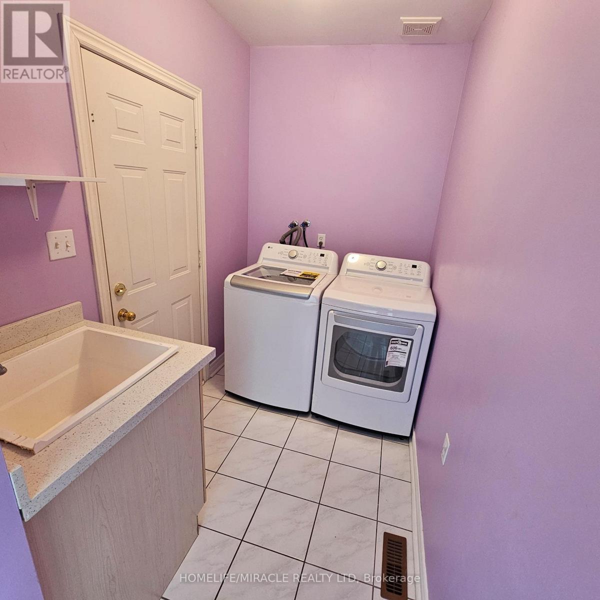 144 Edward Jeffreys Avenue, Markham, Ontario  L6E 1V5 - Photo 9 - N12829522