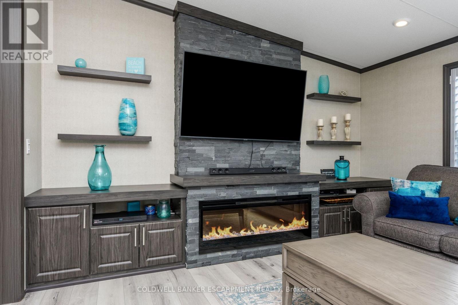 8 Hill - 4449 Milburough Line, Burlington, Ontario  L7P 0C5 - Photo 10 - W12829512