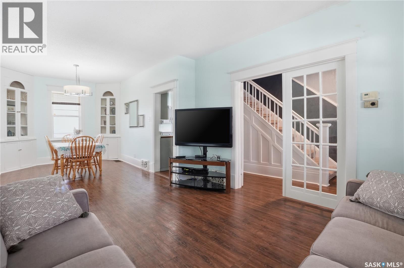 2332 Elphinstone Street, Regina, Saskatchewan  S4T 3P1 - Photo 6 - SK029328