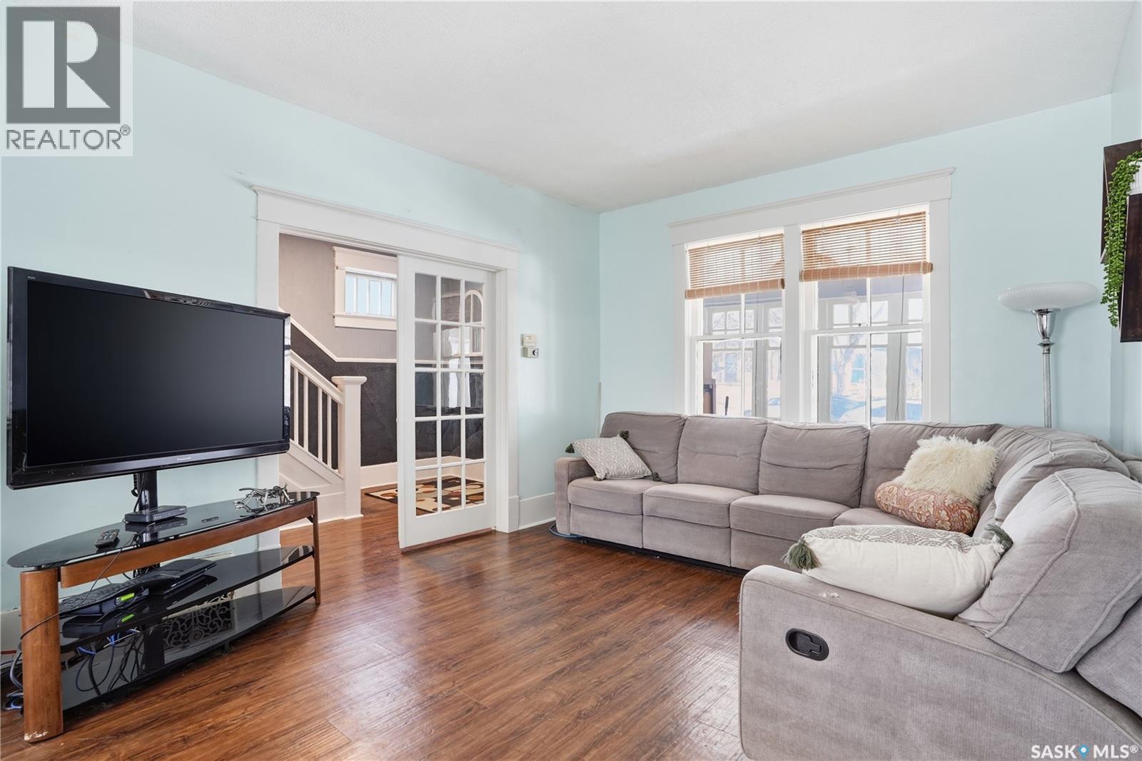 2332 Elphinstone Street, Regina, Saskatchewan  S4T 3P1 - Photo 7 - SK029328