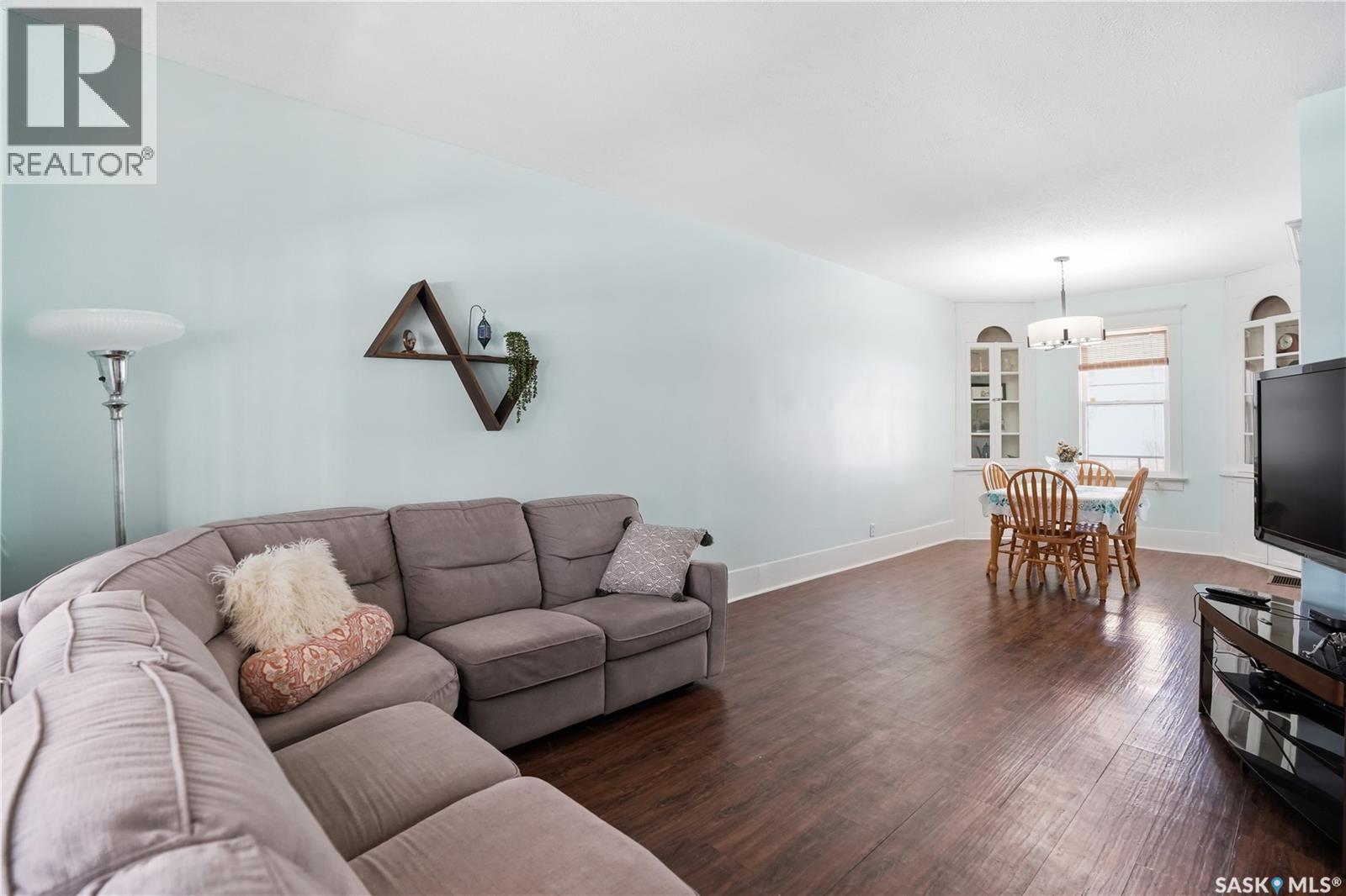 2332 Elphinstone Street, Regina, Saskatchewan  S4T 3P1 - Photo 9 - SK029328