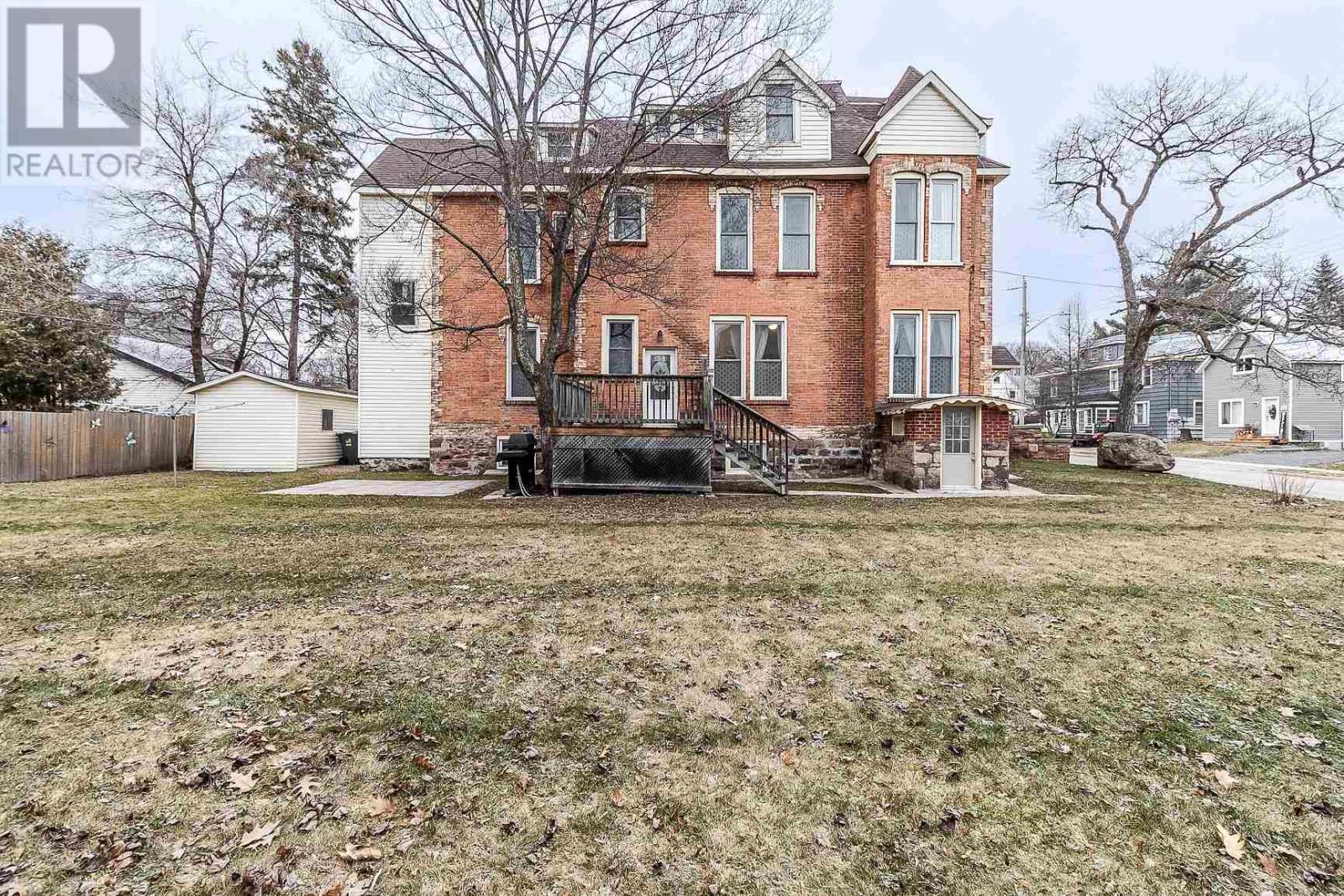 151 Woodward Ave, Sault Ste. Marie, Ontario P6A 3T6 - Photo 6 - SM252620