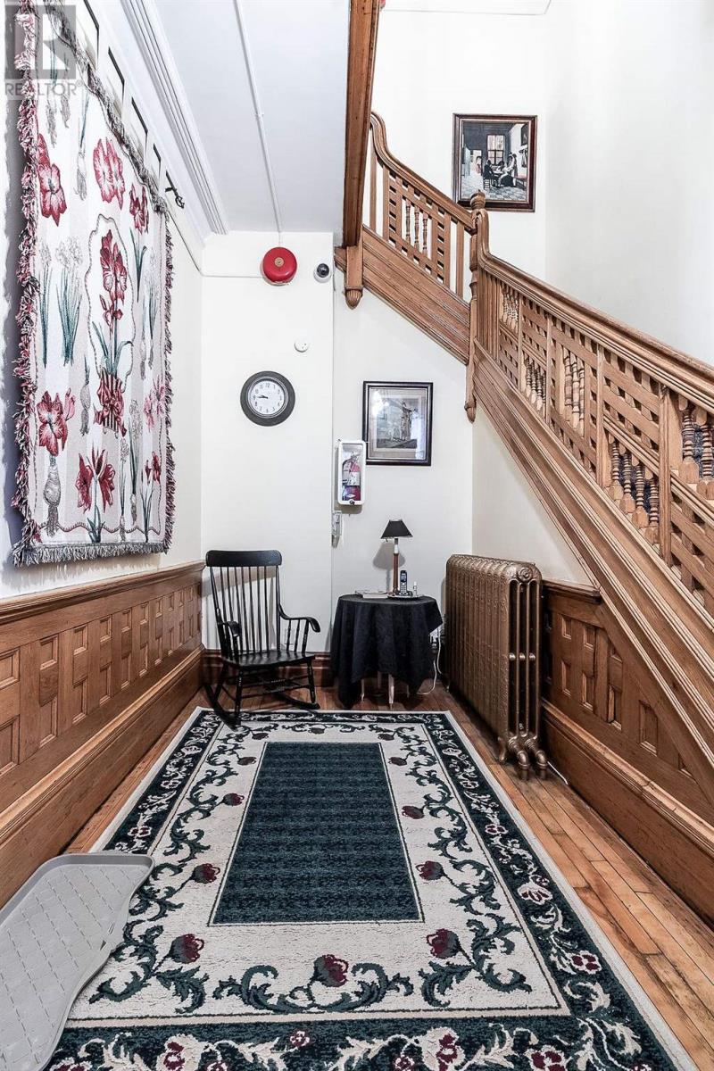 151 Woodward Ave, Sault Ste. Marie, Ontario P6A 3T6 - Photo 14 - SM252621