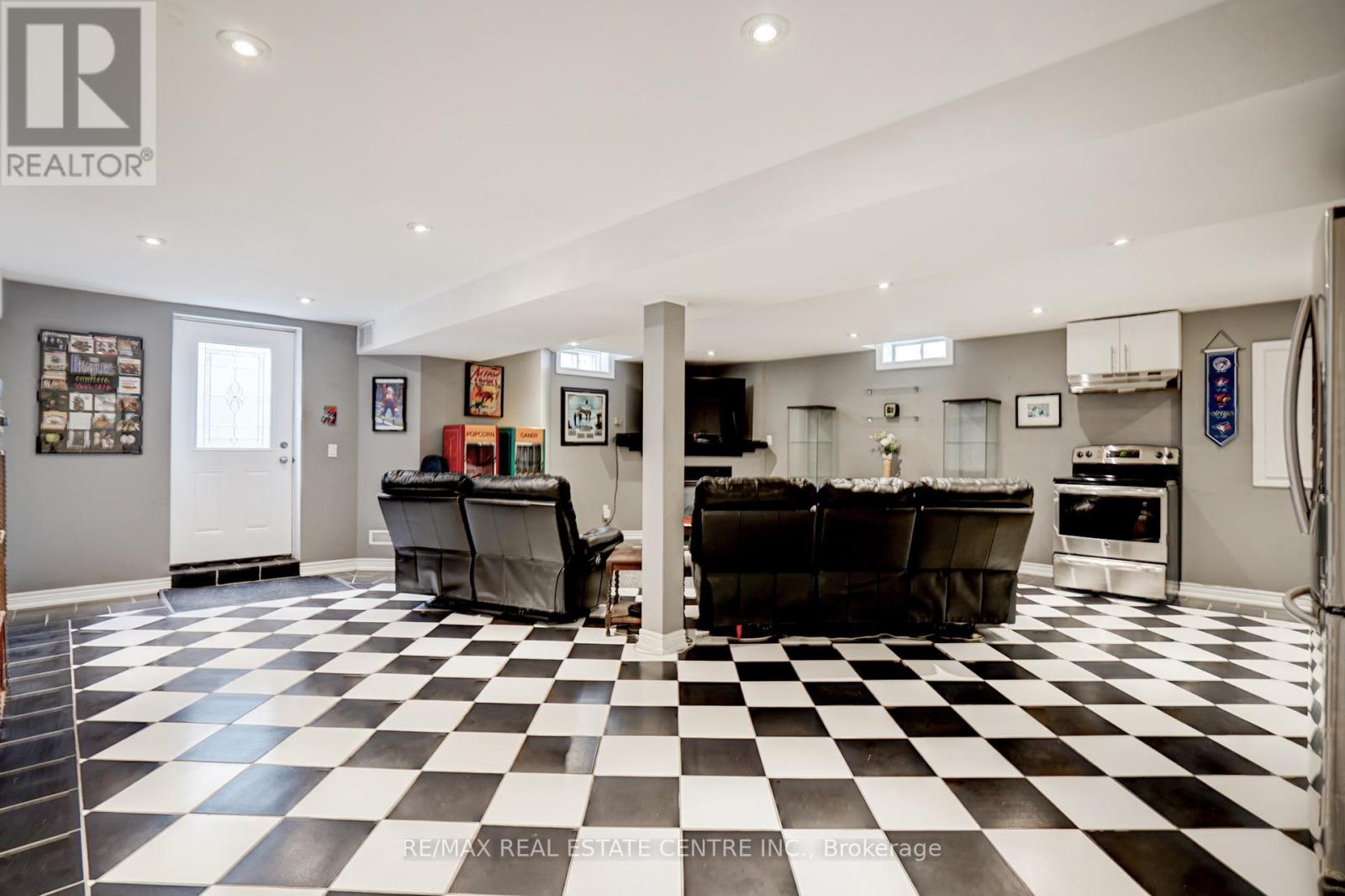 148 Bonistel Crescent, Brampton, Ontario  L7A 3H1 - Photo 26 - W12825040