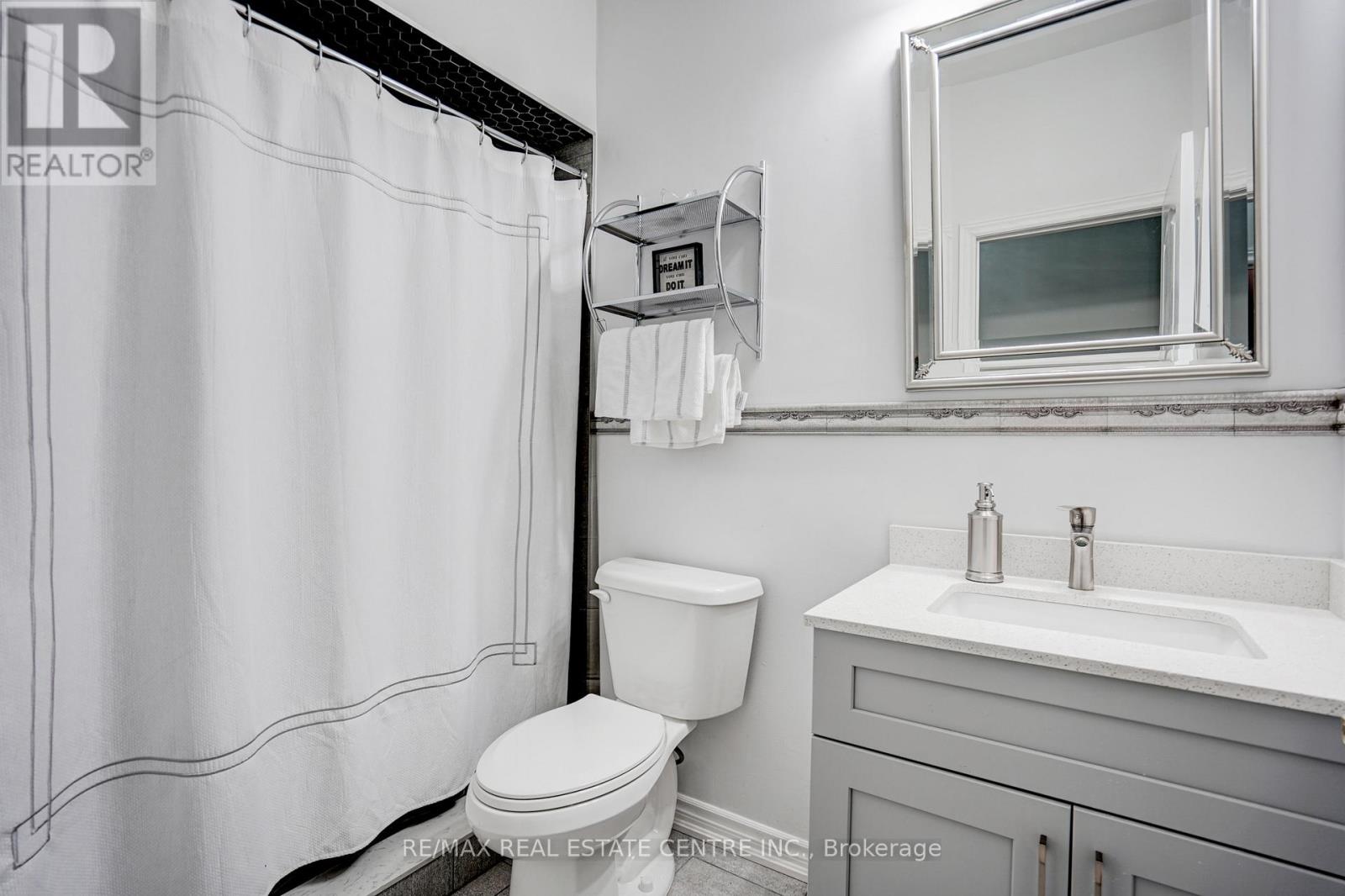 148 Bonistel Crescent, Brampton, Ontario  L7A 3H1 - Photo 20 - W12825040