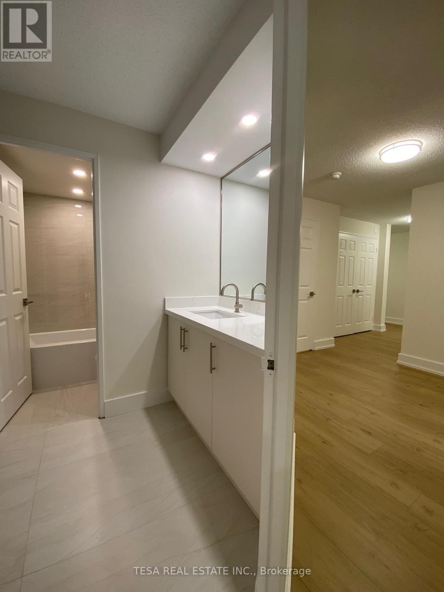 101b - 195 St Patrick Street, Toronto, Ontario  M5T 2Y9 - Photo 24 - C12829546