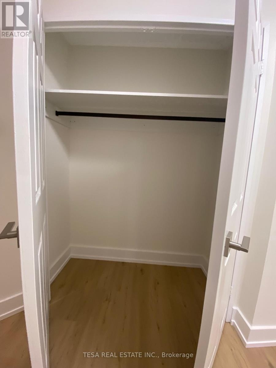 101b - 195 St Patrick Street, Toronto, Ontario  M5T 2Y9 - Photo 7 - C12829546