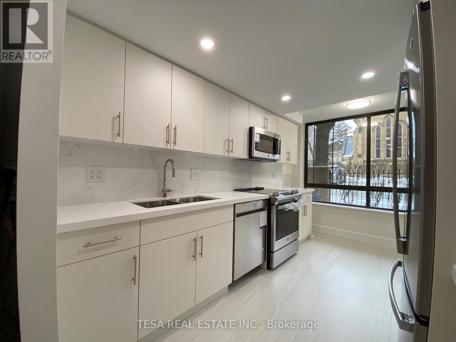 101b - 195 St Patrick Street, Toronto, Ontario  M5T 2Y9 - Photo 9 - C12829546