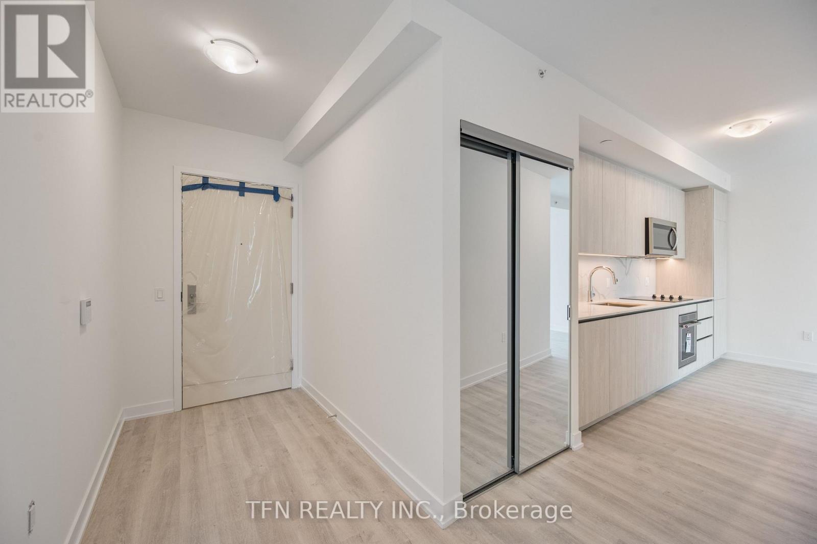 729 - 15 Richardson Street, Toronto, Ontario  M5A 0Y5 - Photo 4 - C12829604