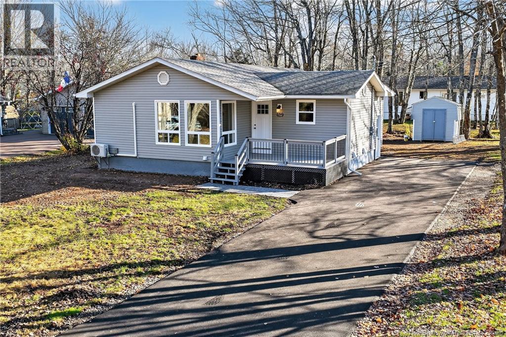 429 Acadie, Shediac, New Brunswick