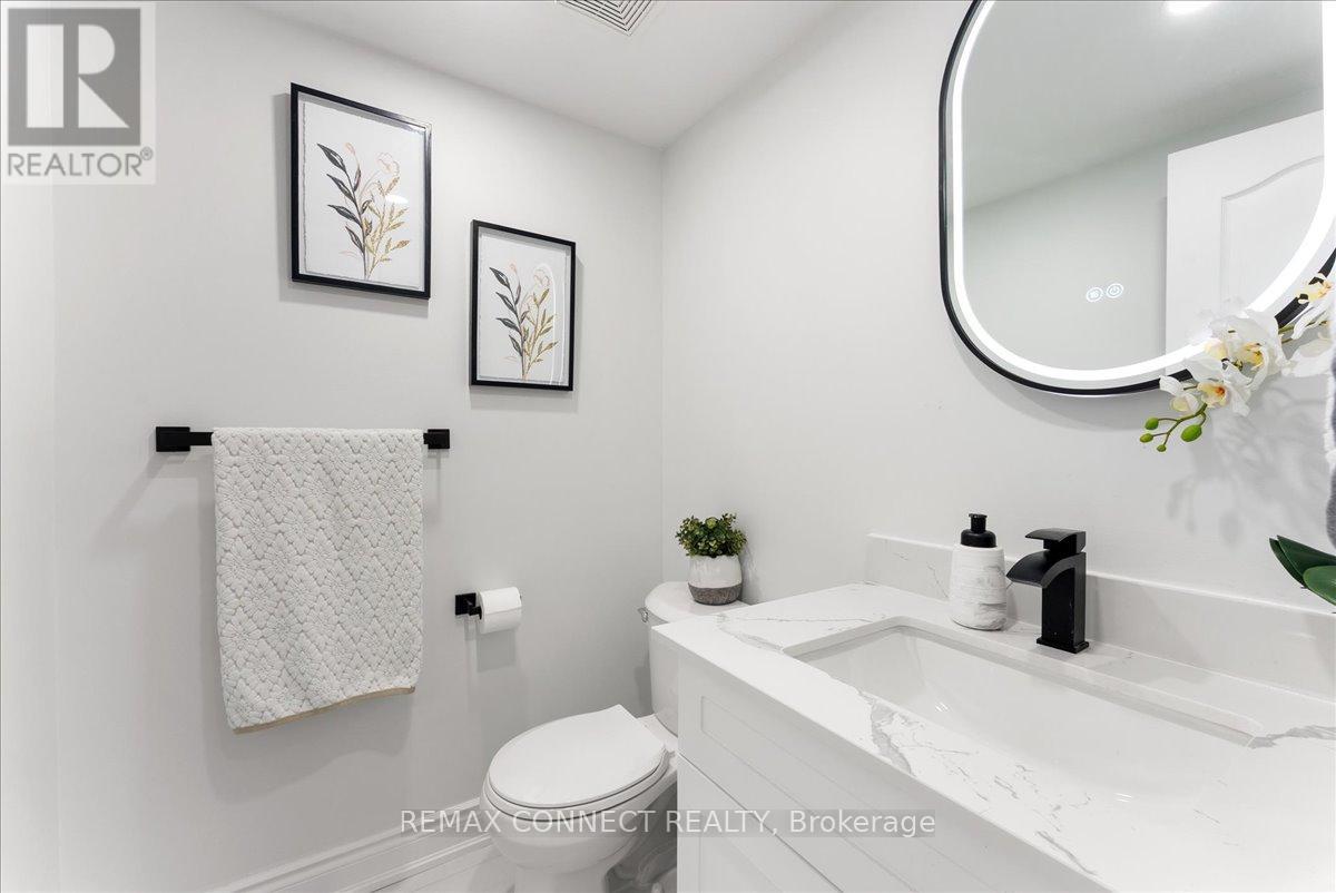 94 Todhunter Crescent, Ajax, Ontario  L1Z 0K1 - Photo 4 - E12829600