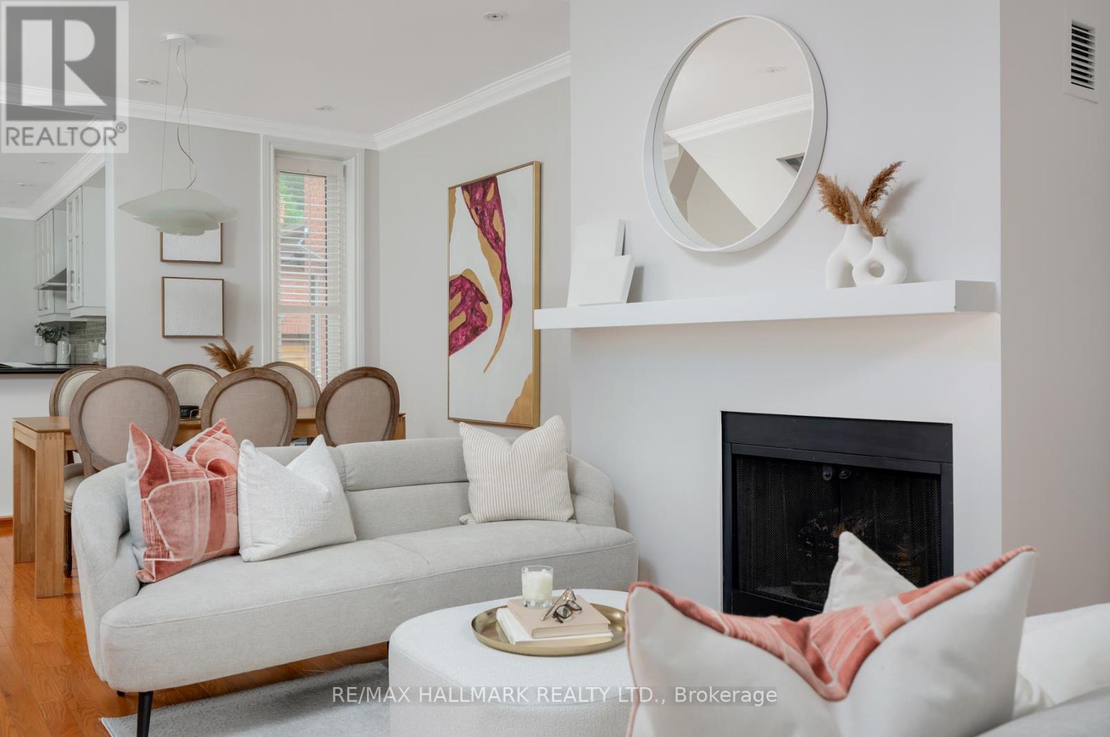 53 Ferrier Avenue, Toronto, Ontario  M4K 3H5 - Photo 4 - E12829606