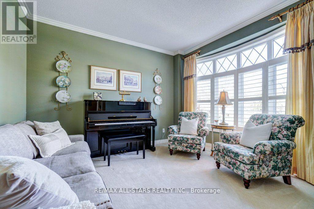 64 Button Crescent, Uxbridge, Ontario  L9P 1Z6 - Photo 5 - N12829578