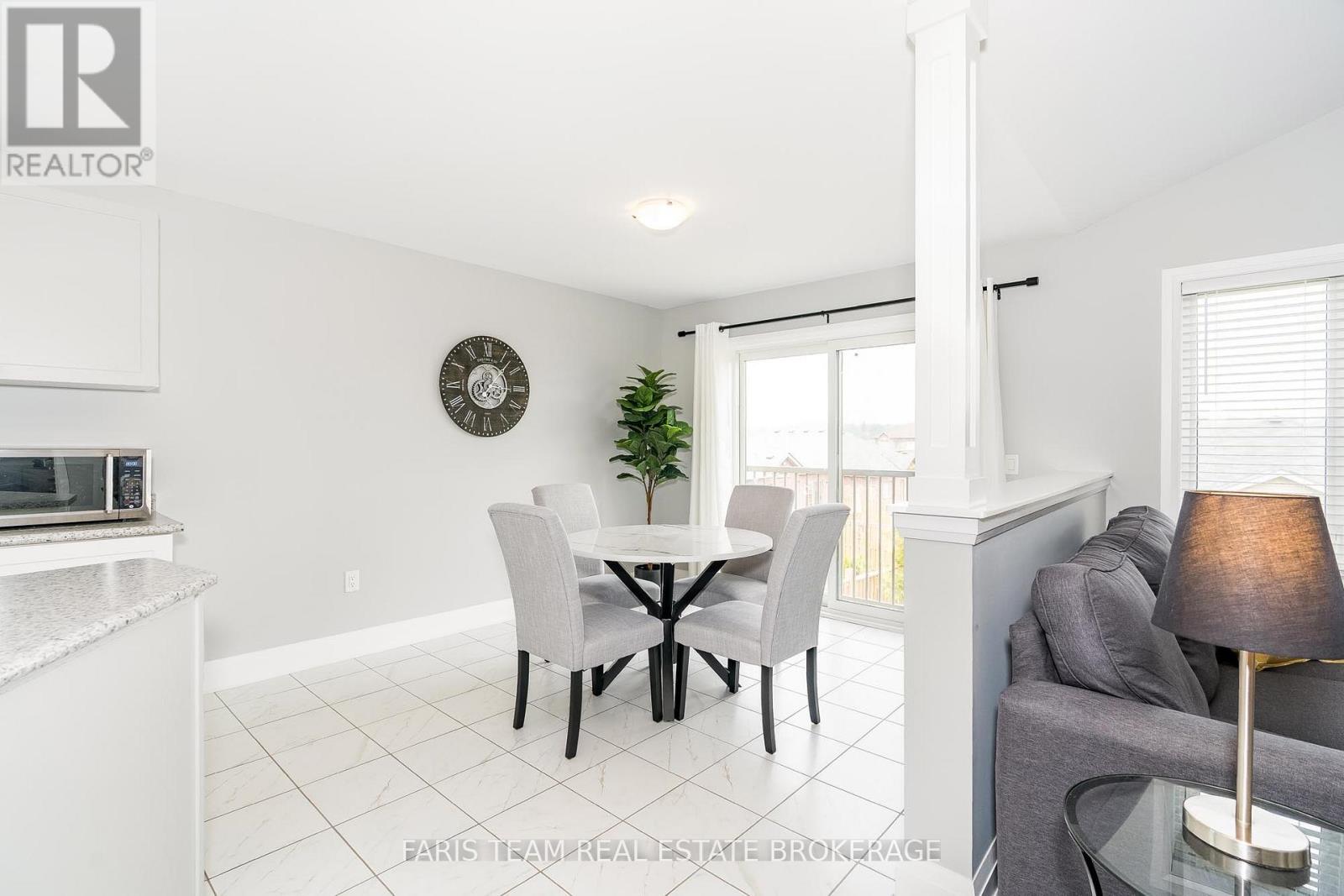 14 Beausoleil Drive, Penetanguishene, Ontario  L9M 0V8 - Photo 11 - S12829586