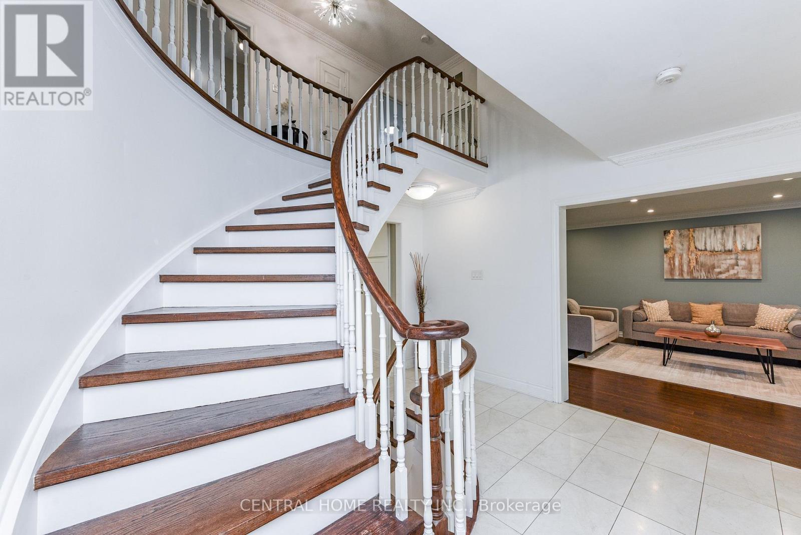 4 Robaldon Road, Toronto, Ontario  M9A 5A7 - Photo 22 - W12829580
