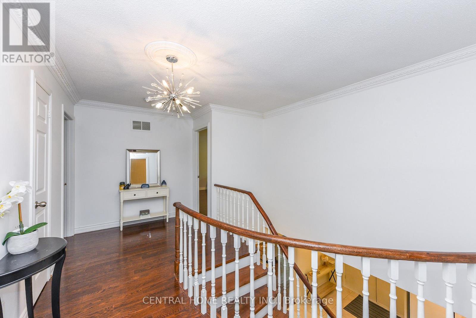 4 Robaldon Road, Toronto, Ontario  M9A 5A7 - Photo 23 - W12829580