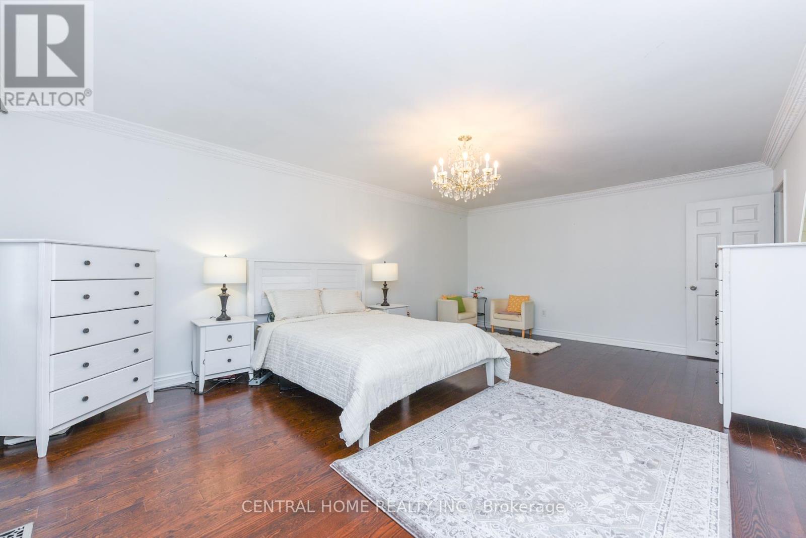 4 Robaldon Road, Toronto, Ontario  M9A 5A7 - Photo 24 - W12829580