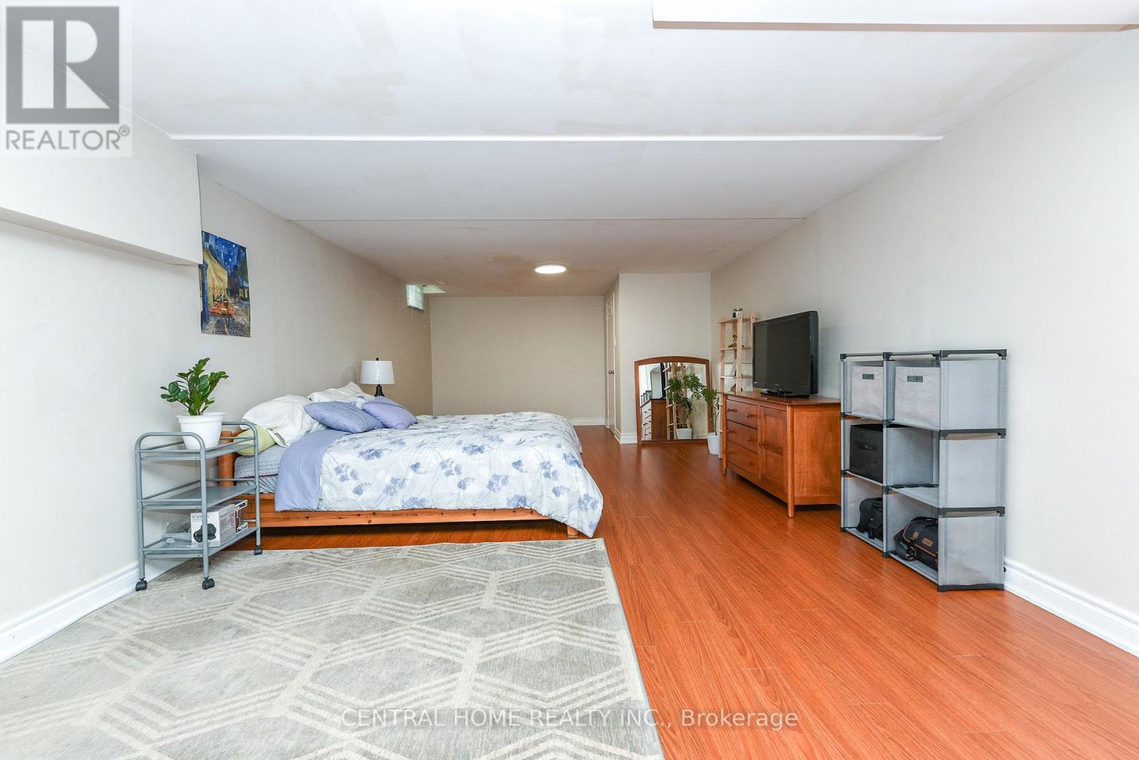 4 Robaldon Road, Toronto, Ontario  M9A 5A7 - Photo 29 - W12829580