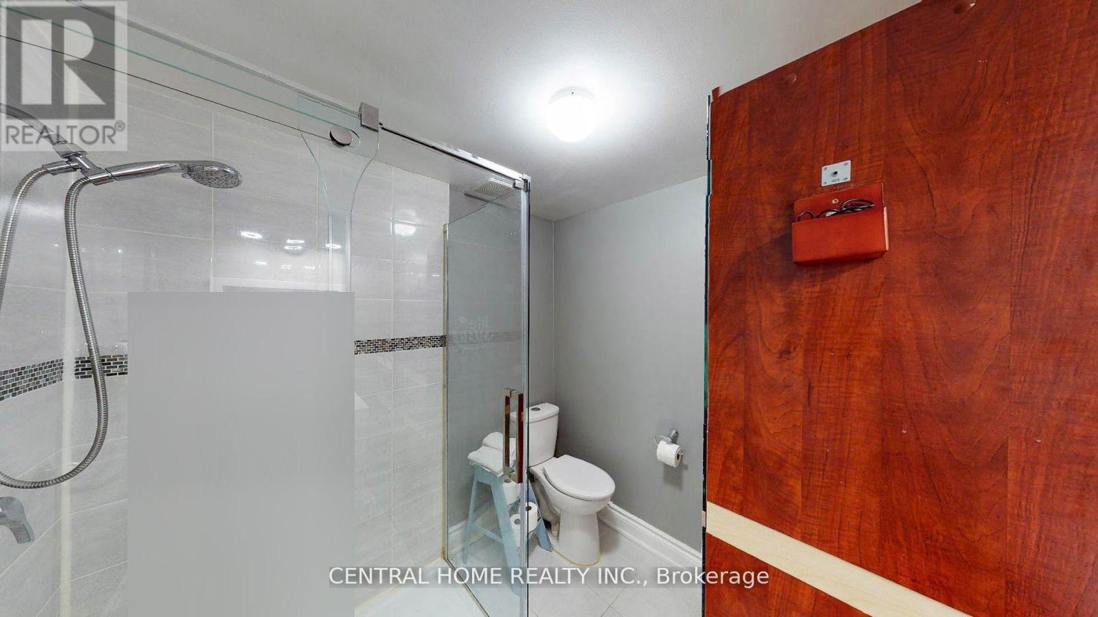 4 Robaldon Road, Toronto, Ontario  M9A 5A7 - Photo 37 - W12829580