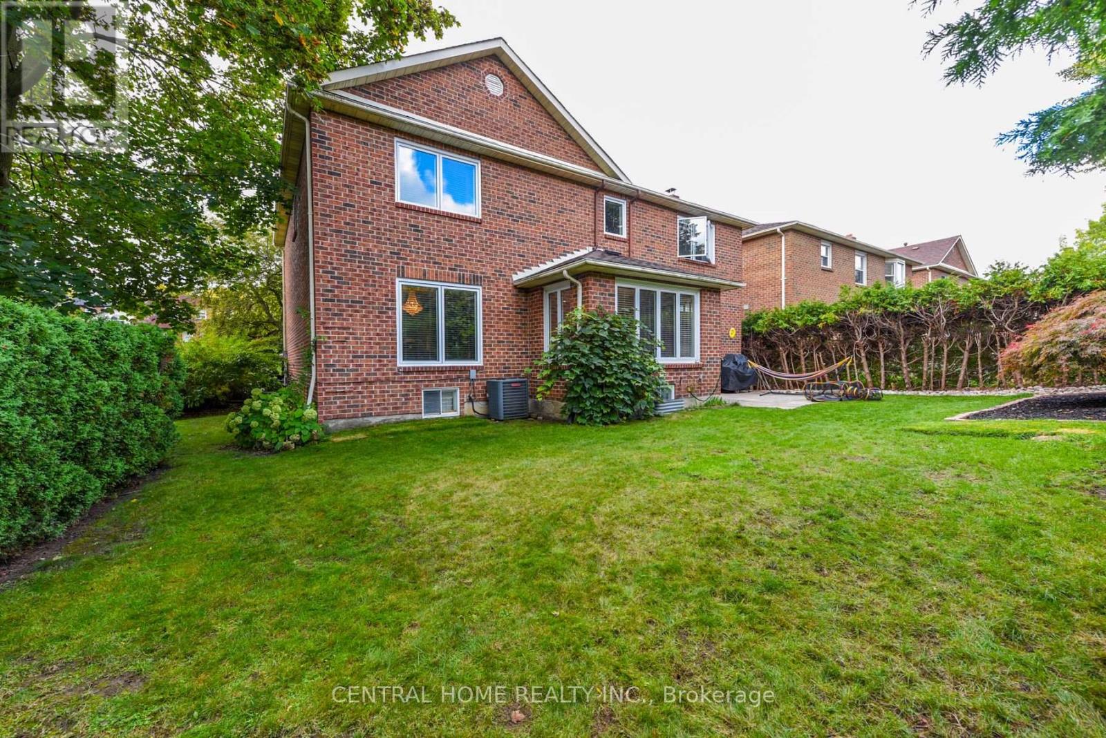 4 Robaldon Road, Toronto, Ontario  M9A 5A7 - Photo 40 - W12829580