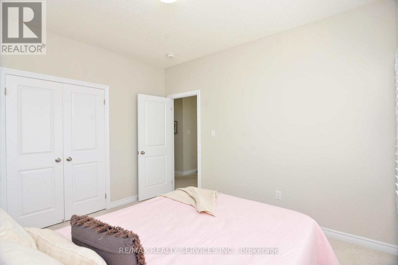 24 Bachelor Street, Brampton, Ontario  L7A 5A9 - Photo 37 - W12829584