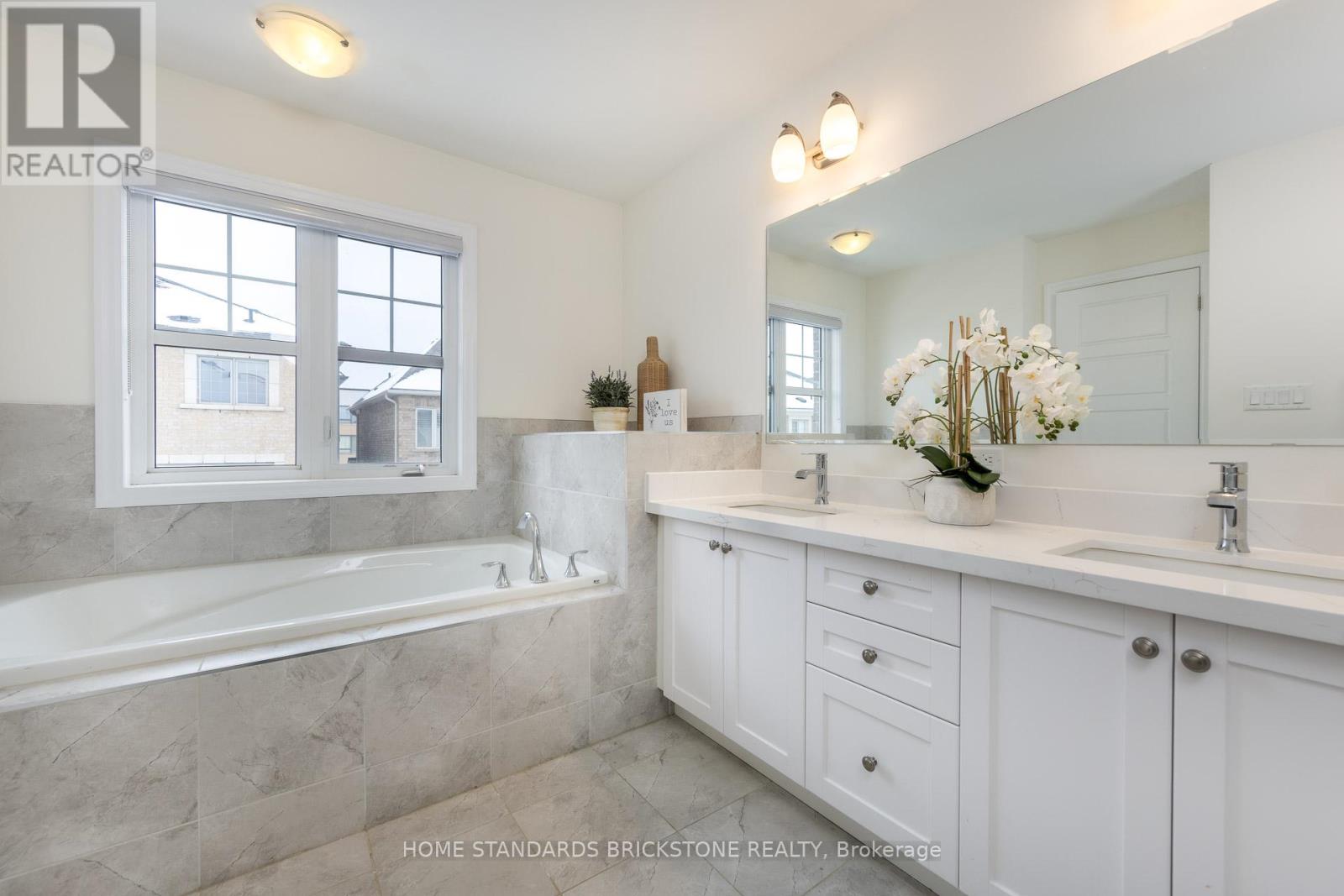 3314 Mintwood Circle, Oakville, Ontario  L6H 0N6 - Photo 28 - W12829602