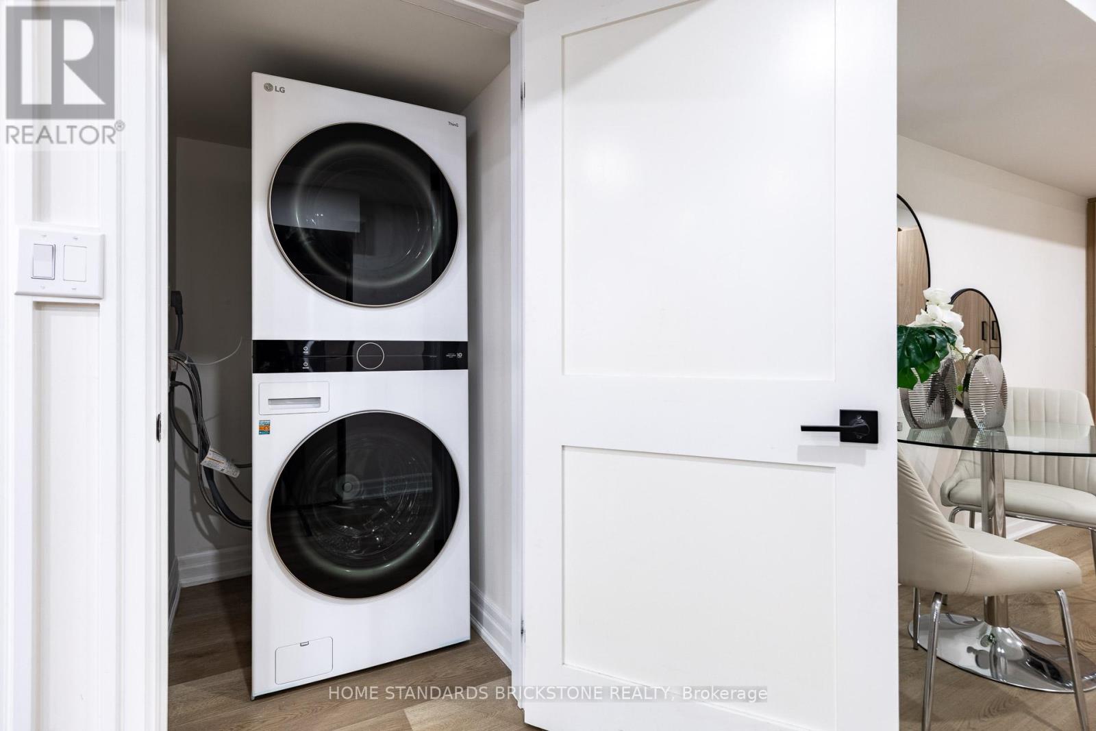 3314 Mintwood Circle, Oakville, Ontario  L6H 0N6 - Photo 42 - W12829602