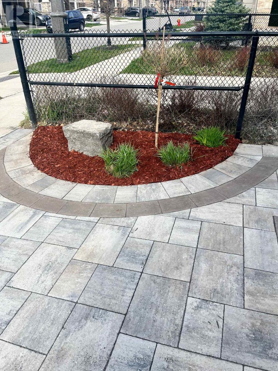 3314 Mintwood Circle, Oakville, Ontario  L6H 0N6 - Photo 47 - W12829602