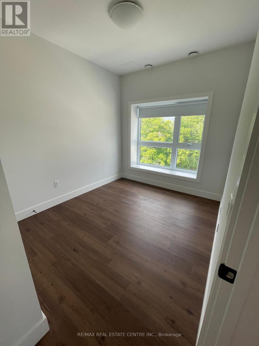 613 - 1000 Lackner Place, Kitchener, Ontario  N2A 0L9 - Photo 4 - X12829588