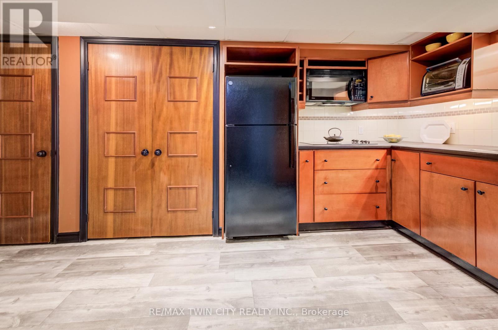 45 Palmerston Avenue, Brantford, Ontario  N3T 4L1 - Photo 36 - X12829610