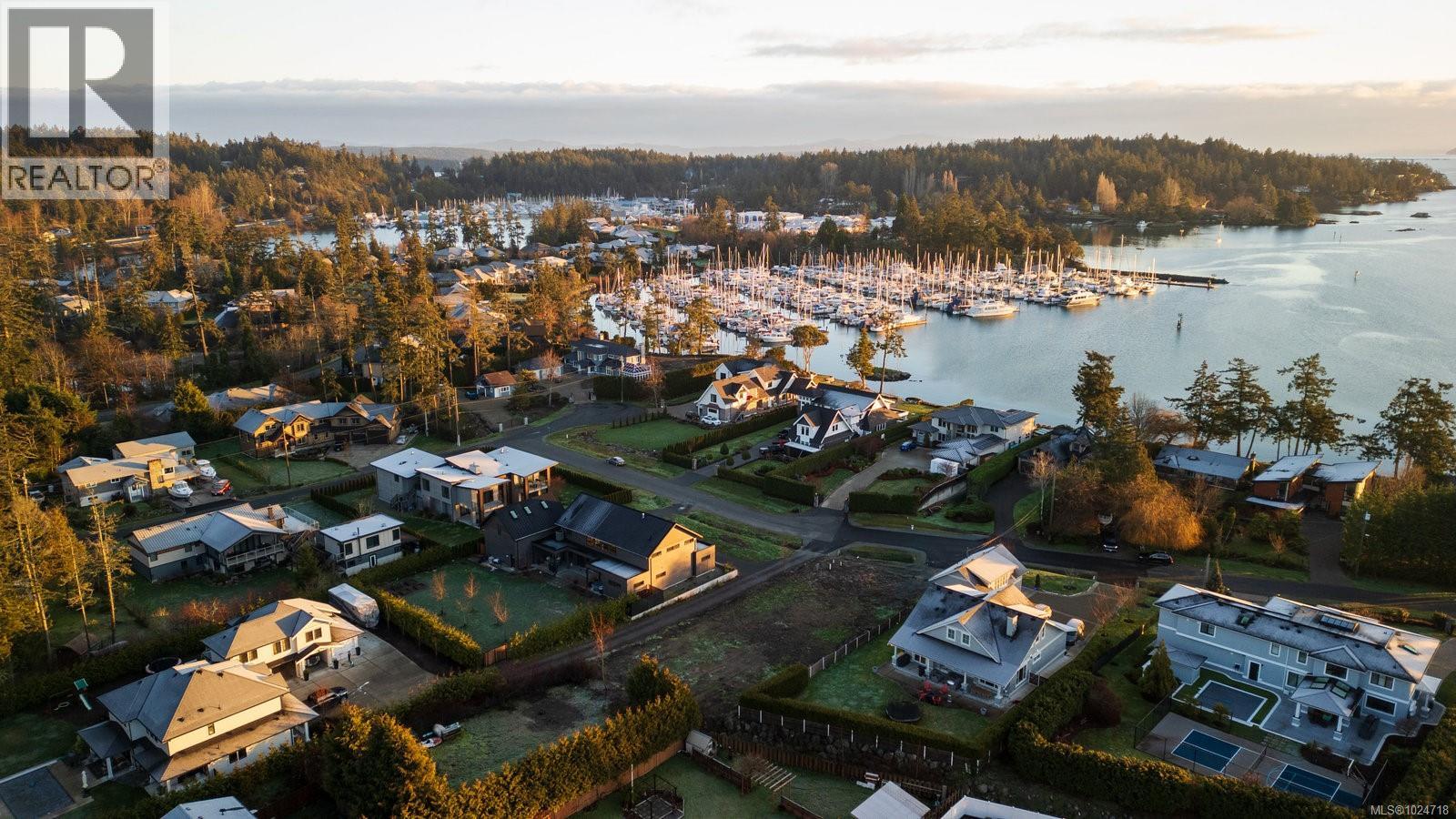 10724 Bayfield Rd, North Saanich, British Columbia