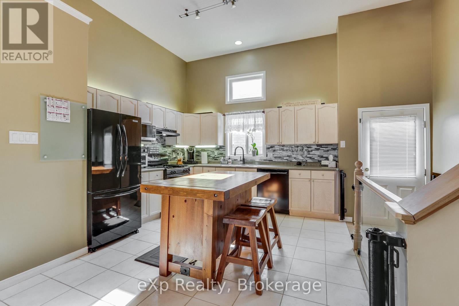 547 Forest Creek Place, London East, Ontario  N5Y 5T7 - Photo 10 - X12829654