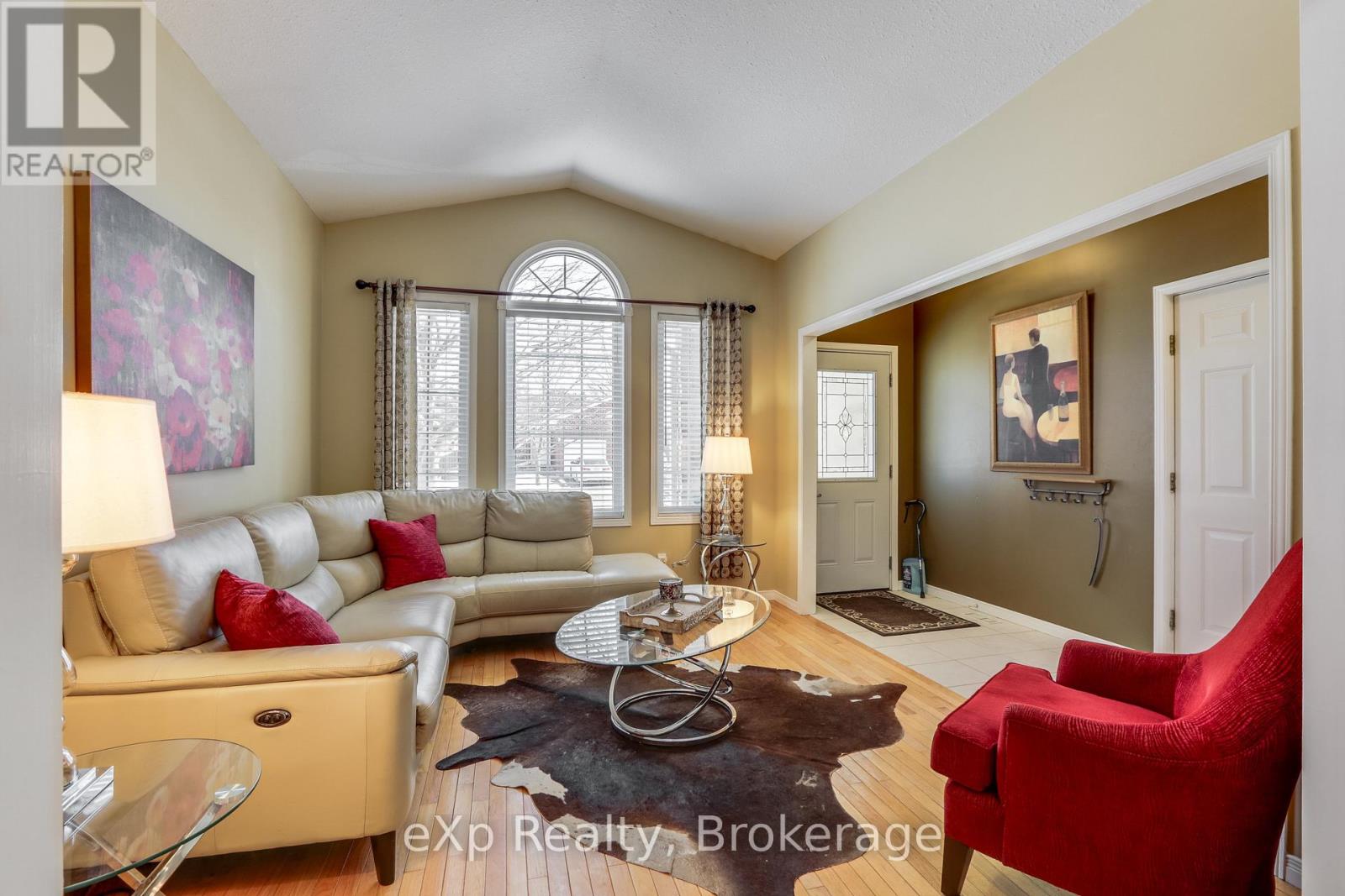 547 Forest Creek Place, London East, Ontario  N5Y 5T7 - Photo 3 - X12829654