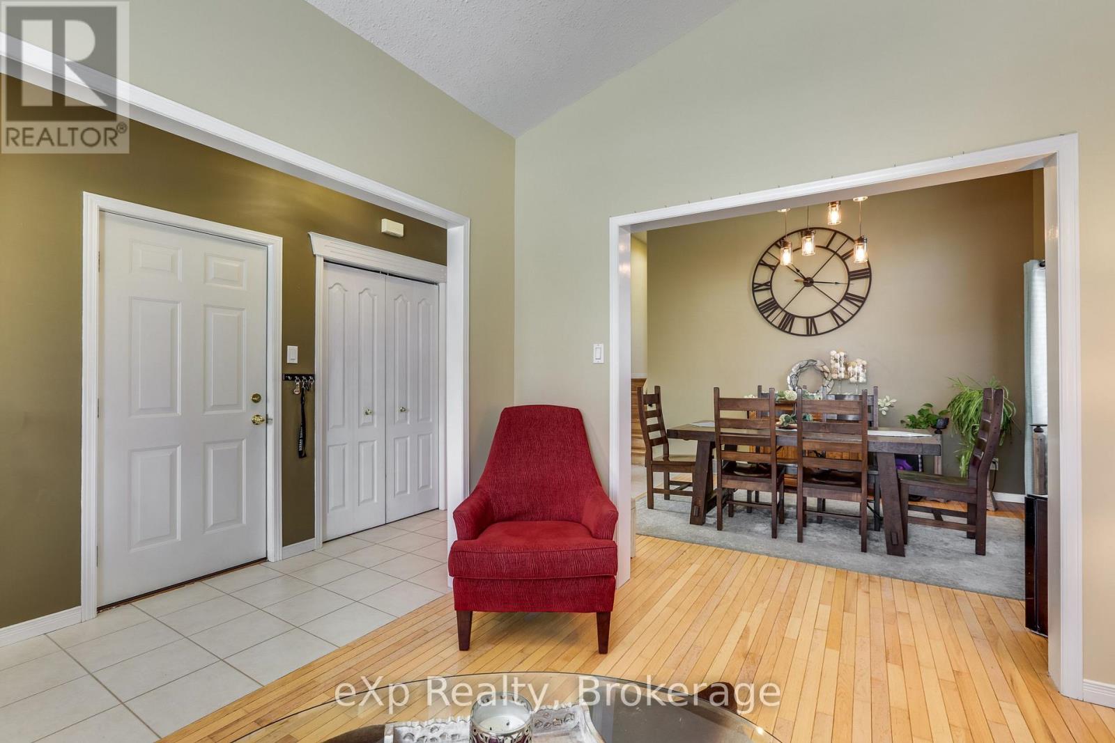 547 Forest Creek Place, London East, Ontario  N5Y 5T7 - Photo 5 - X12829654