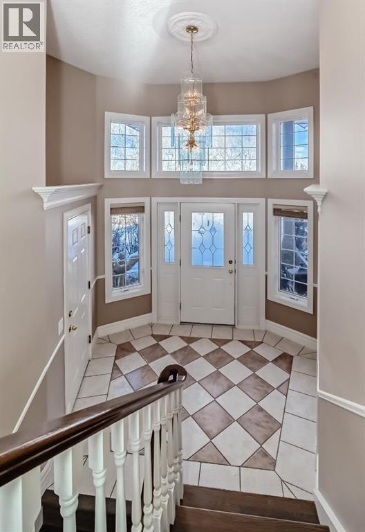 39 Stage Coach Trail, Rural Rocky View County, Alberta  T4A 0P4 - Photo 5 - A2286699