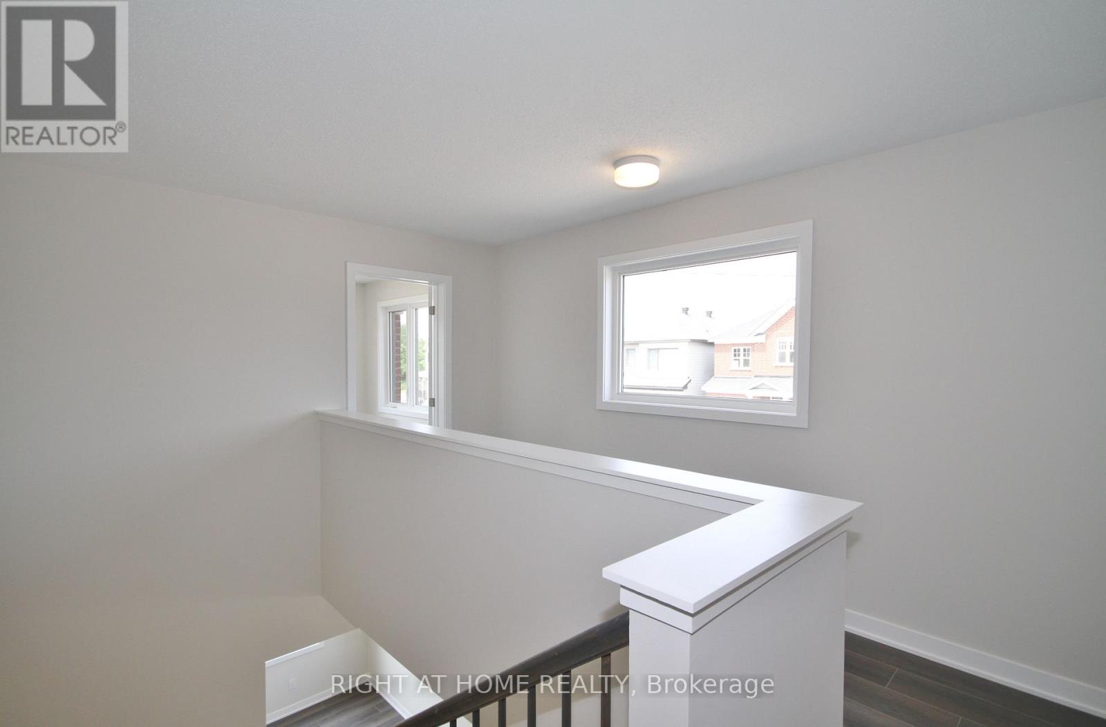 201 Billrian Crescent, Ottawa, Ontario K2S 3A6 - Photo 29 - X12829634