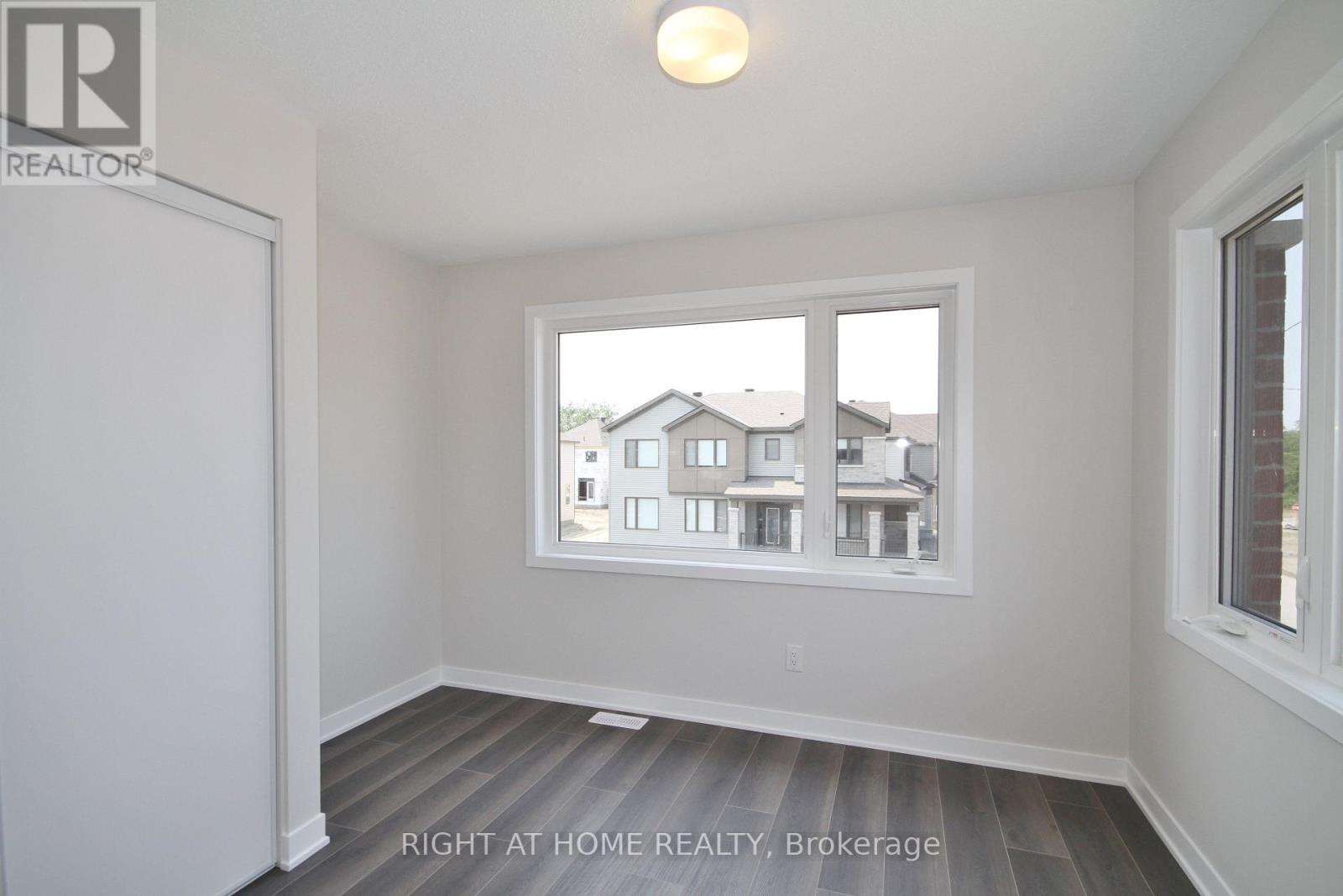 201 Billrian Crescent, Ottawa, Ontario K2S 3A6 - Photo 30 - X12829634