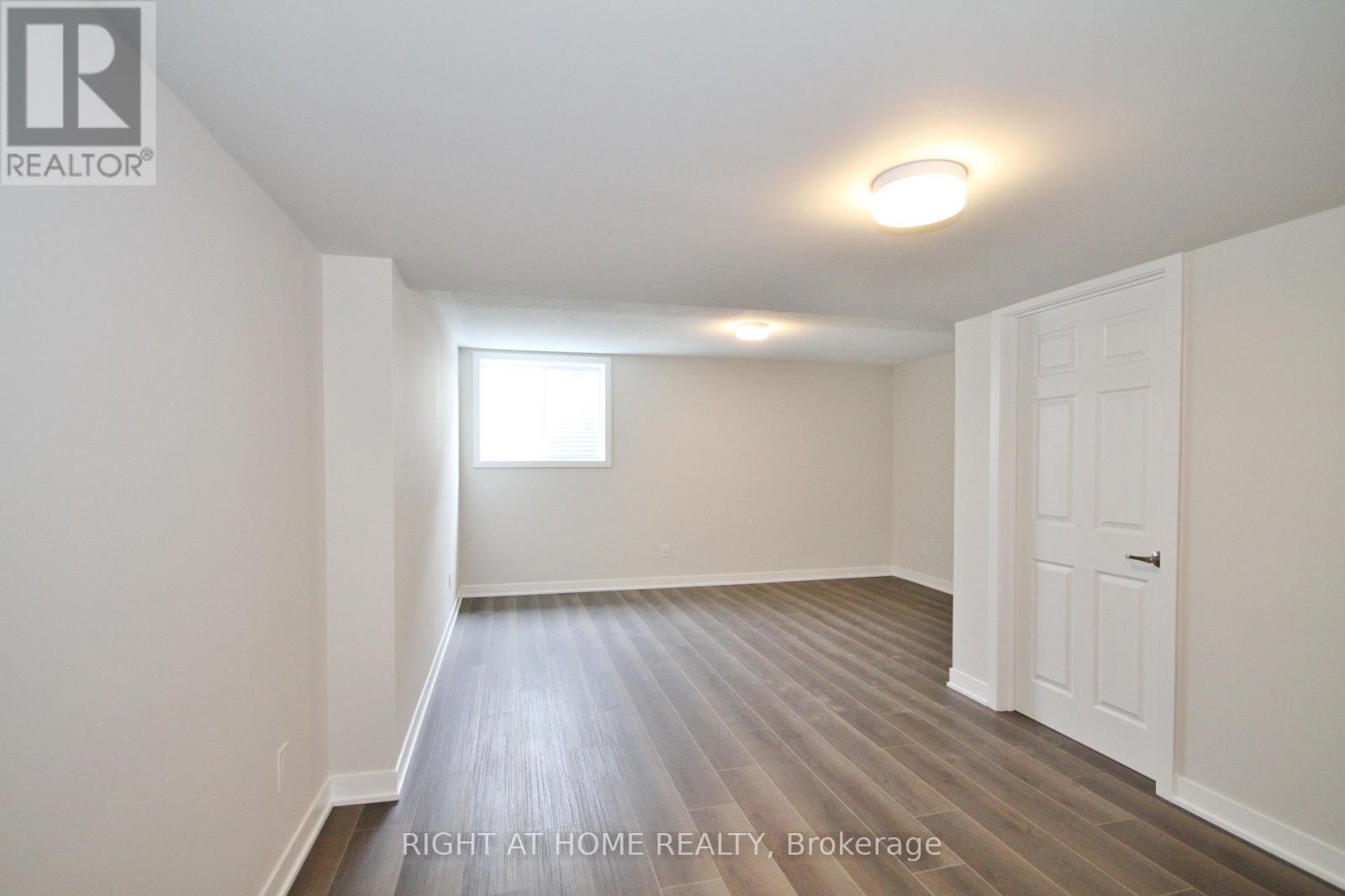 201 Billrian Crescent, Ottawa, Ontario K2S 3A6 - Photo 35 - X12829634