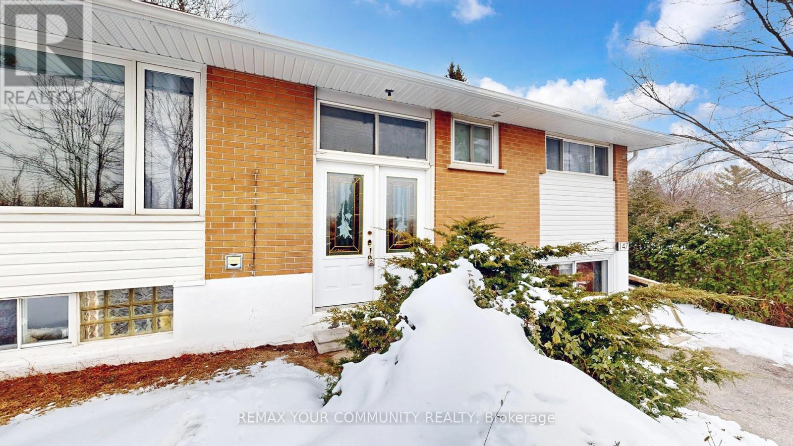 147 Grandview Street S, Oshawa, Ontario  L1H 7C6 - Photo 3 - E12744392