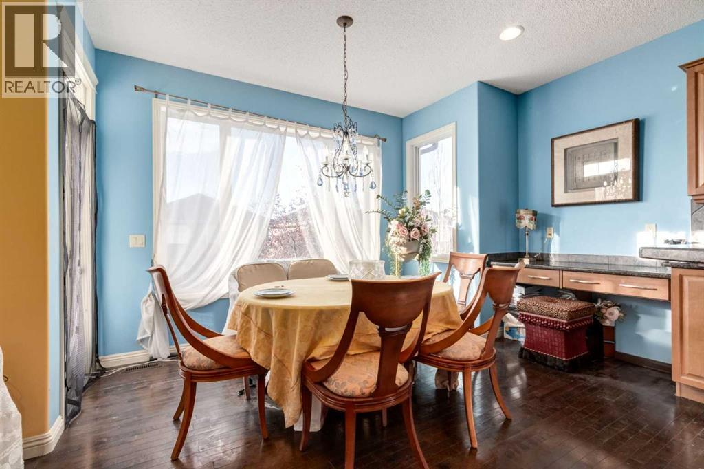 259 Royal Oak Circle Nw, Calgary, Alberta  T3G 6A4 - Photo 10 - A2289479