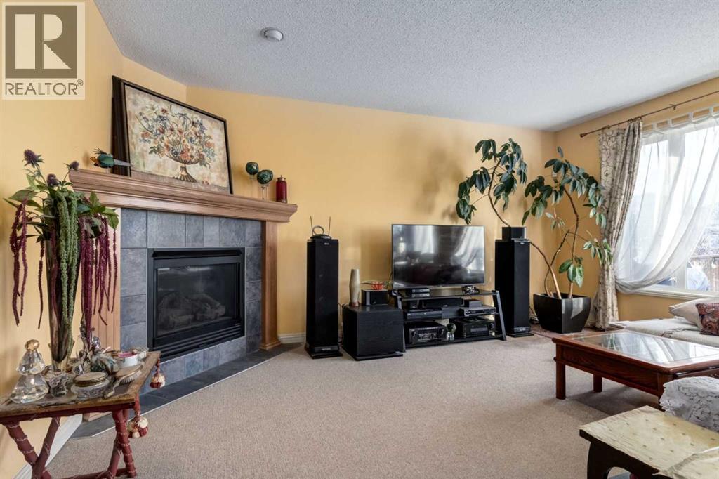 259 Royal Oak Circle Nw, Calgary, Alberta  T3G 6A4 - Photo 12 - A2289479