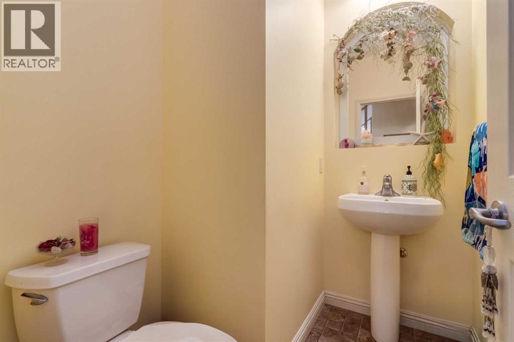 259 Royal Oak Circle Nw, Calgary, Alberta  T3G 6A4 - Photo 15 - A2289479