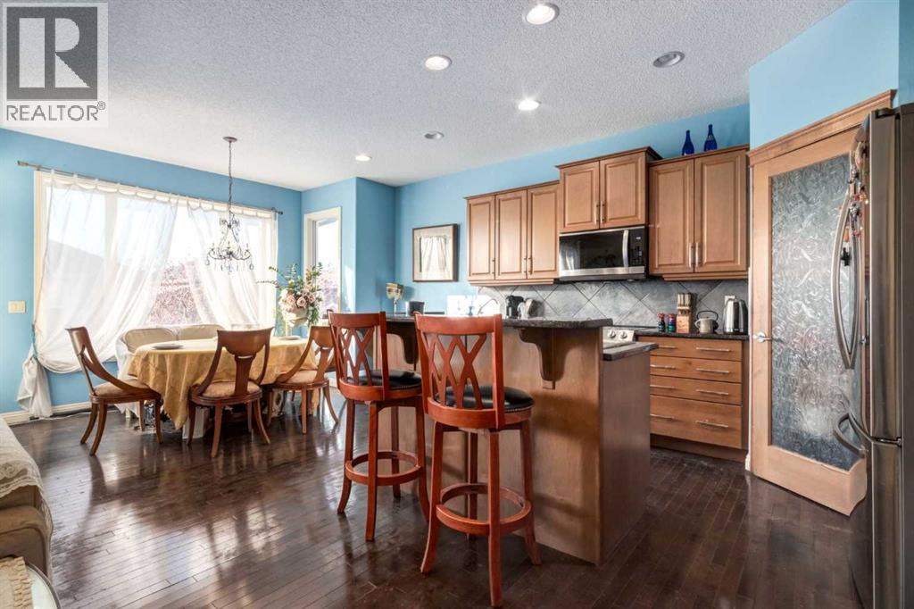 259 Royal Oak Circle Nw, Calgary, Alberta  T3G 6A4 - Photo 3 - A2289479