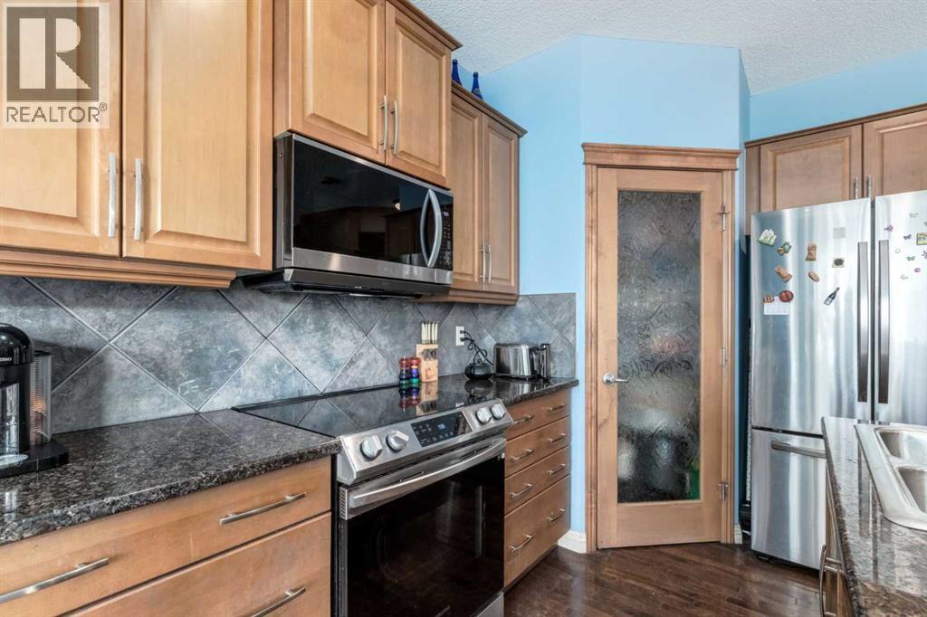 259 Royal Oak Circle Nw, Calgary, Alberta  T3G 6A4 - Photo 7 - A2289479