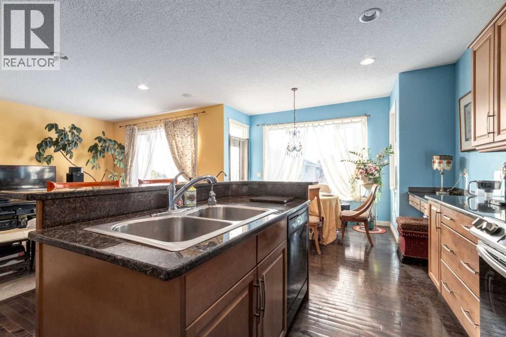 259 Royal Oak Circle Nw, Calgary, Alberta  T3G 6A4 - Photo 8 - A2289479