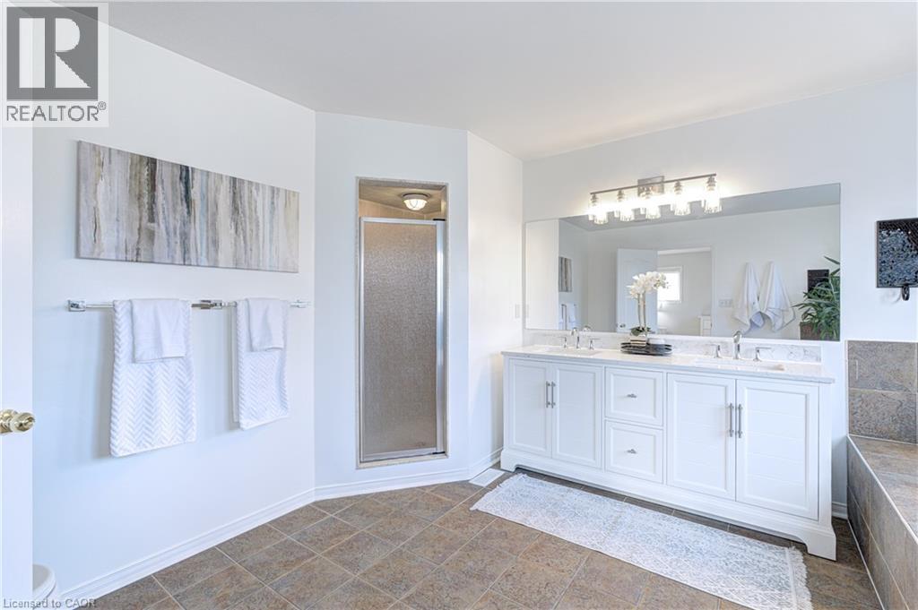 2142 Meadowglen Drive, Oakville, Ontario  L6M 4C8 - Photo 21 - 40797410