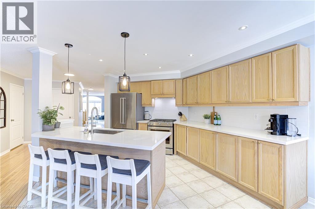 2142 Meadowglen Drive, Oakville, Ontario  L6M 4C8 - Photo 4 - 40797410