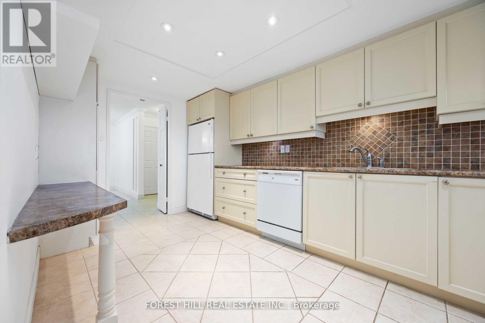 1004 - 2350 Bridletowne Circle, Toronto, Ontario  M1W 3E6 - Photo 10 - E12829620