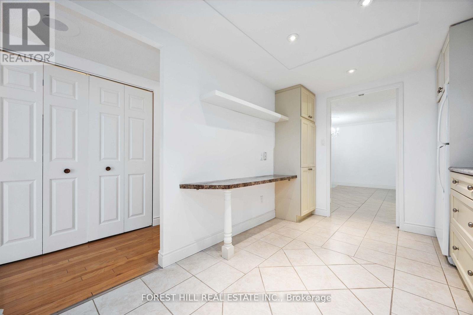 1004 - 2350 Bridletowne Circle, Toronto, Ontario  M1W 3E6 - Photo 11 - E12829620